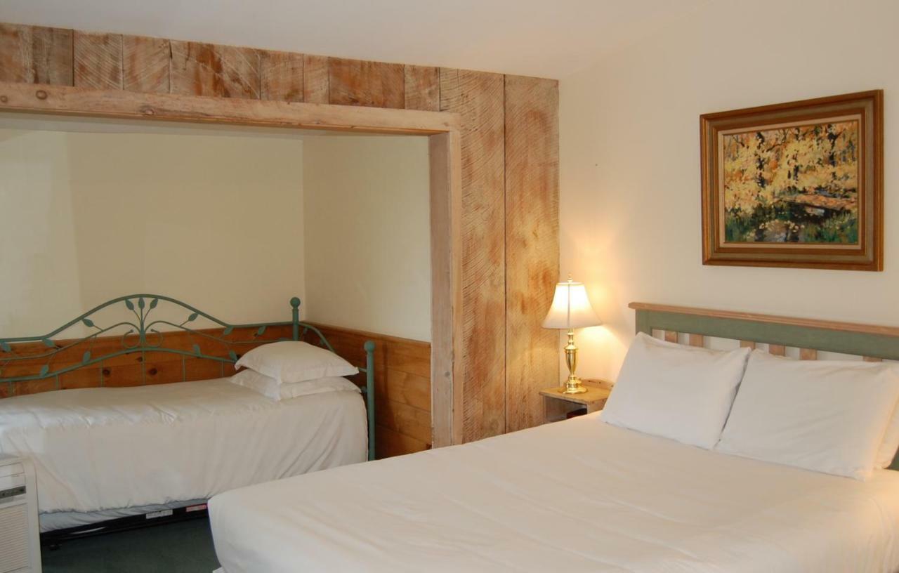 Hotel Summit